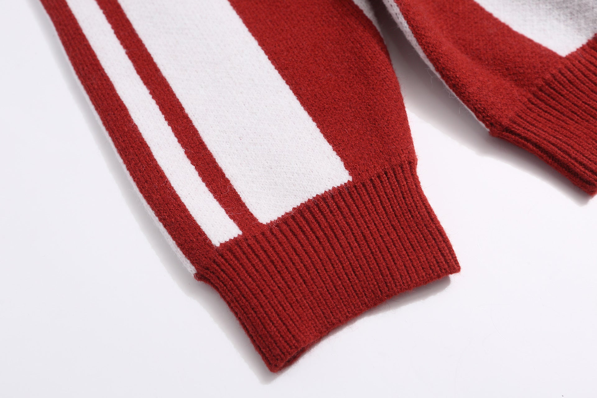 Color blocking letter jacquard small lapel pullover sweater